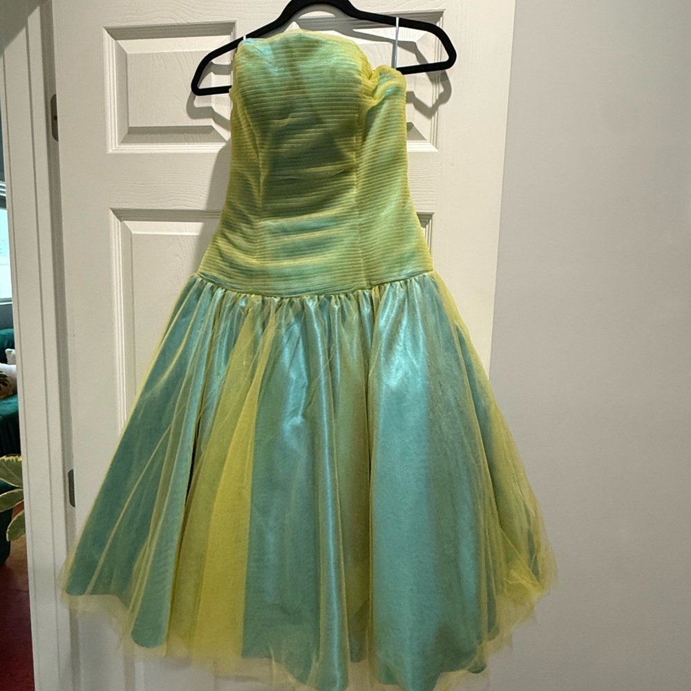 Y2K Tea Length Strapless Yellow and Blue Dress